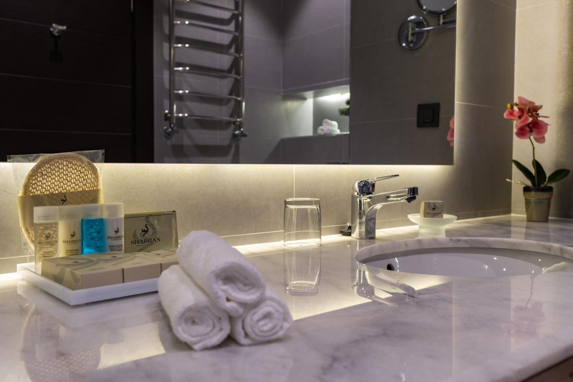 Shabran Wellbeing Resort Pirebedil' 外观 照片